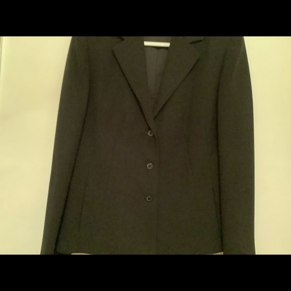 Women’s Black Pant Suit With Gold Mock Neck Top. Size 2 Petite. - Picture 9 of 16
